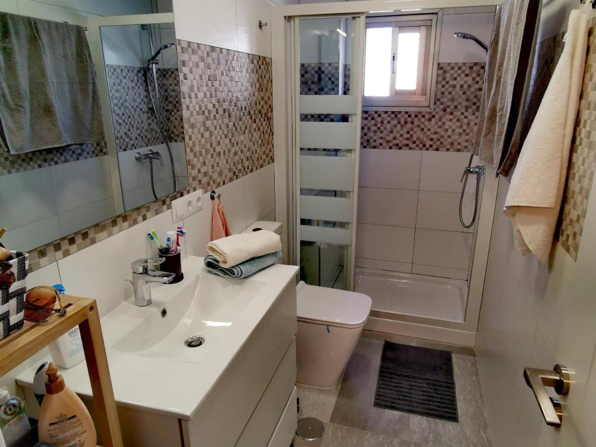 Apartamento Regina Apartment Фуeнхирола Екстериор снимка